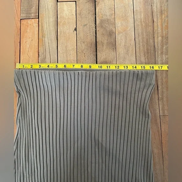 Oak and Fort Ribbed Midi Pencil Skirt-Large - Picture 3 of 7